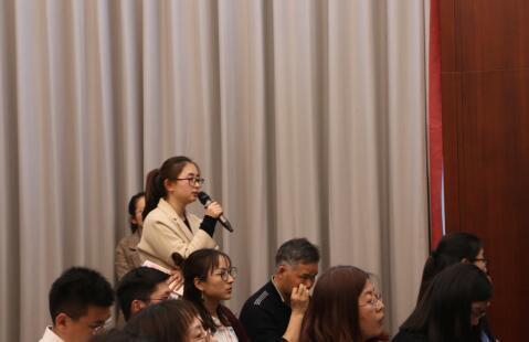 桃李芬芳满天下，猪兄猴弟异姓牛打一个准确生肖,警惕虚假宣传落实,详细解答解释落实